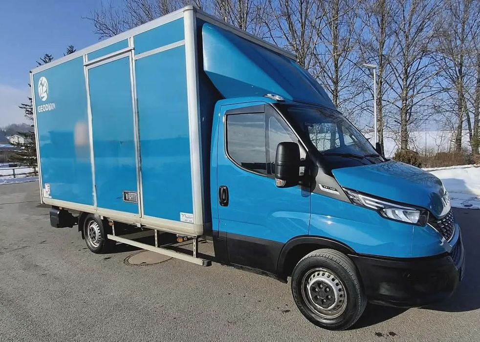 Iveco DAILY  Iveco Daily 35S14 kontener 2.3 automat himatic - 2021 winda