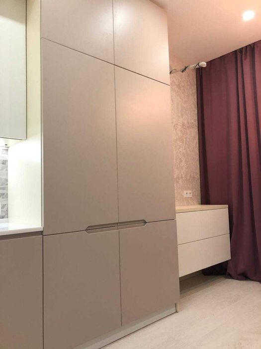 Виготовлення шаф, інсталяцій, тумб під ключ та інші меблі для вітальні