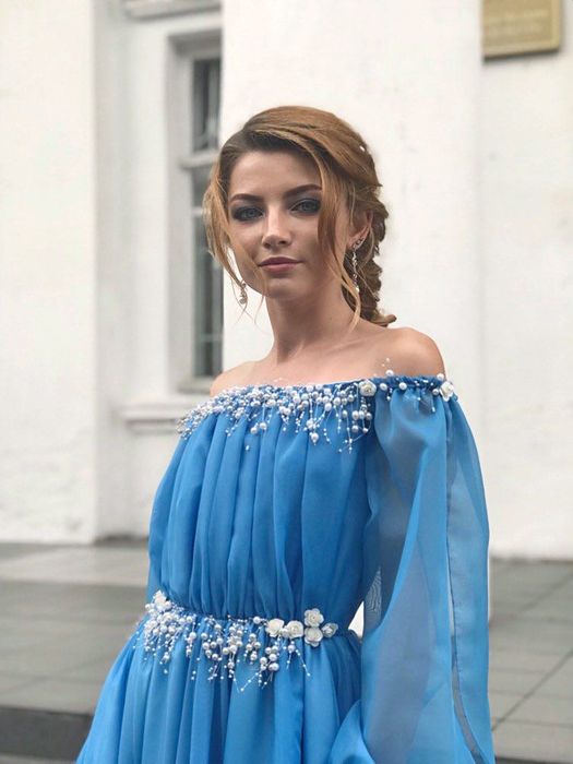 Сукня на випускний