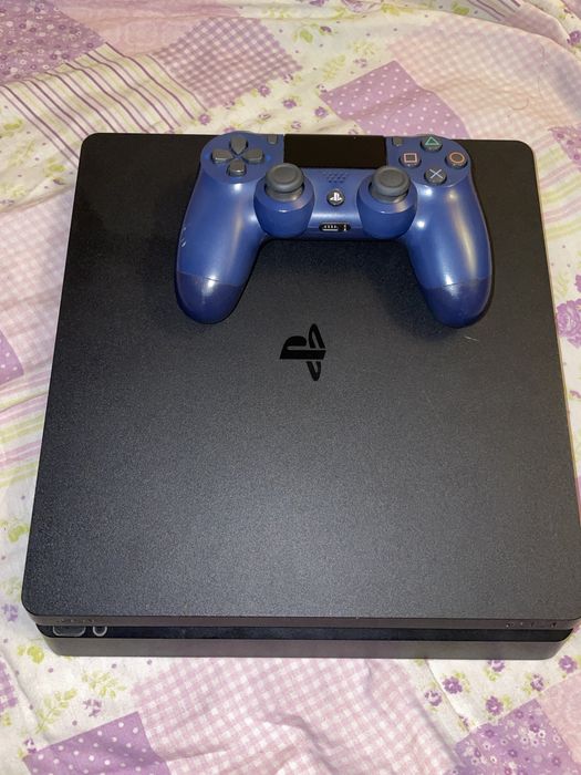 Playstation 4 + comando (azul escuro)