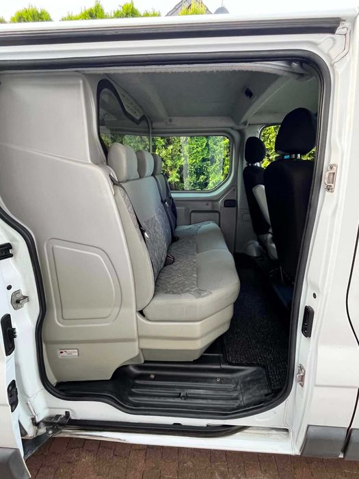 Opel Vivaro 1.9 DTI Long, 2005r, 5 osobowy hak, klima