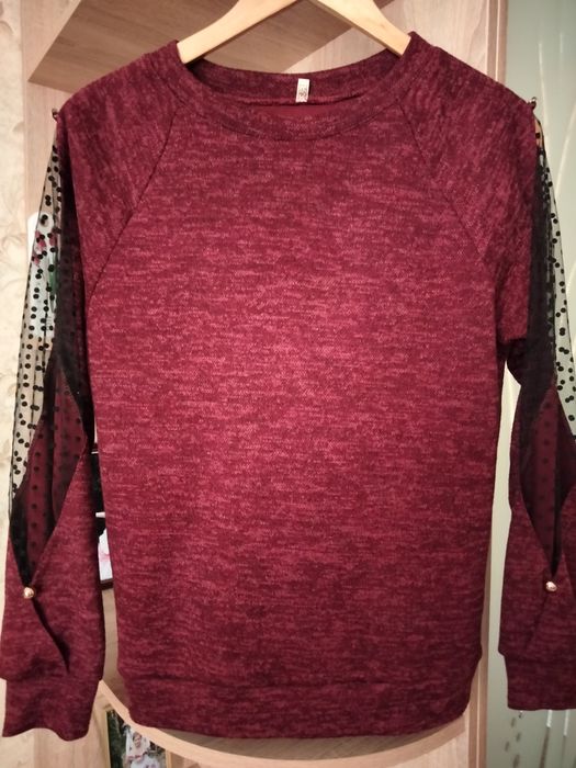 Трикотажные  кофты , туники .