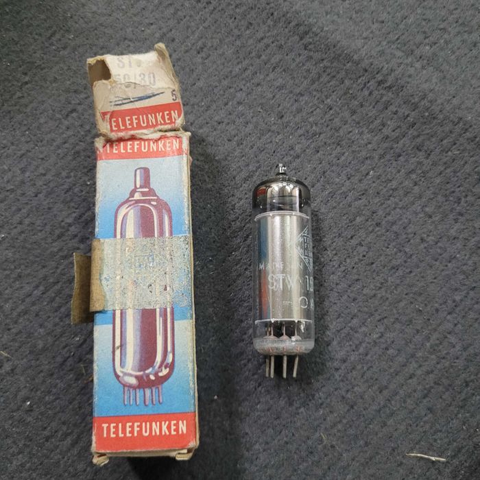 Lampa telefunken dwie sztuki E 80F i STV 150/30