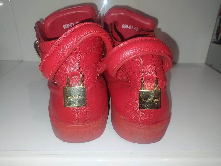 buscemi - купить товары моды и стиля - Цена на OLX.ua