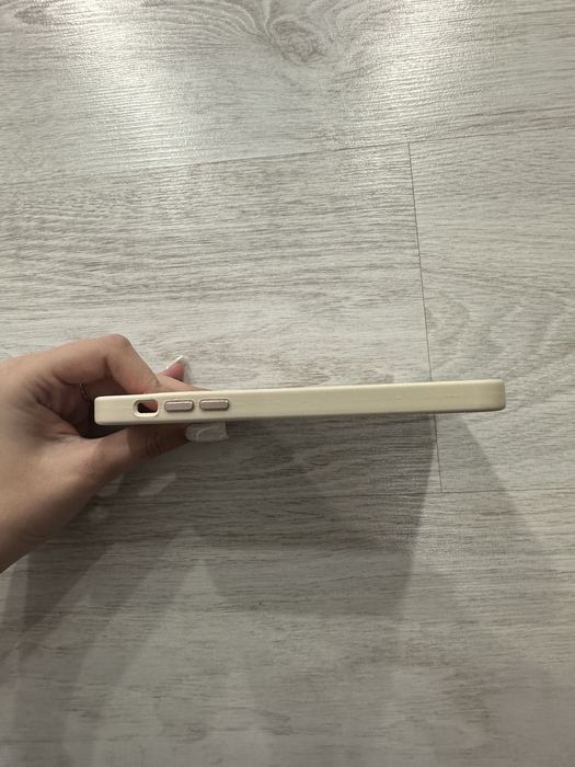 Чохол на iPhone 11