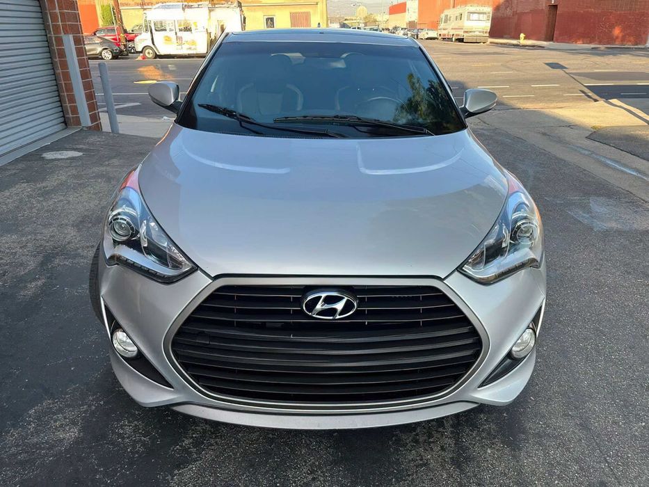 Hyundai Veloster Turbo R-Spec      2017