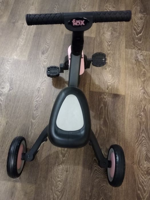 Велосипед Caretero Toyz Fox 2 в 1 беговел