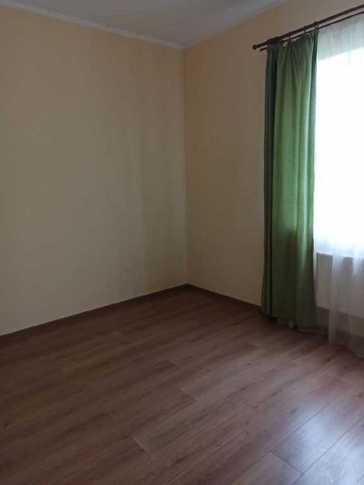 Будинок 350 кв.м. з ремонтом в с. Фонтанка. 10 соток. 95 000$