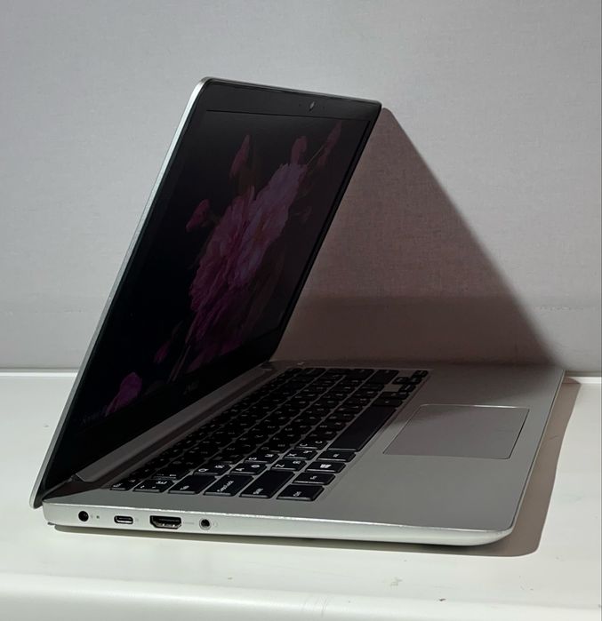 Dell Inspiron 5370 13.3” i5-8250u/8GB/240SSD/FHD IPS/НОВА БАТАРЕЯ