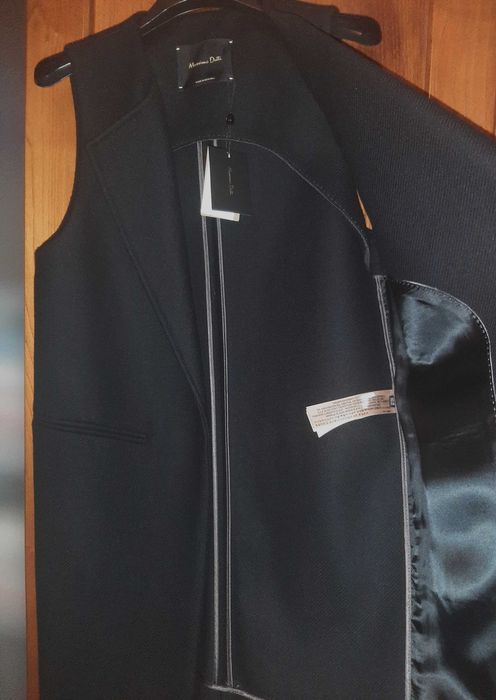 Colete preto Massimo Dutti