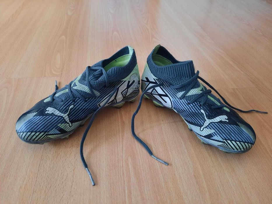 Chuteiras Puma tamanho 30