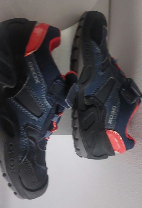 Tenis Geox N° 31 Usado poucas vezes faço entrega