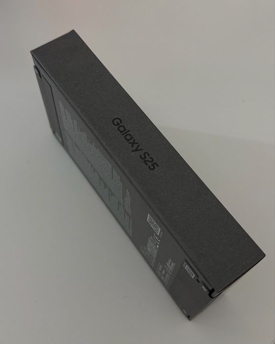 Nowy zaplombowany Samsung Galaxy s25 12GB / 128GB Icy Blue