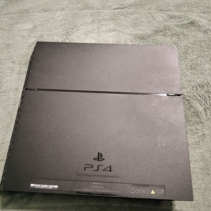 PS4 Fat 1TB + comando