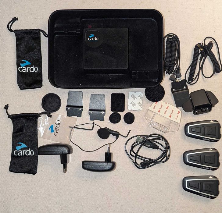 Intercomunicador p/ capacete de moto Cardo Scala Rider Q1