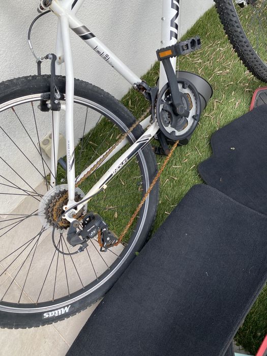 2 bicicletas a bom preço