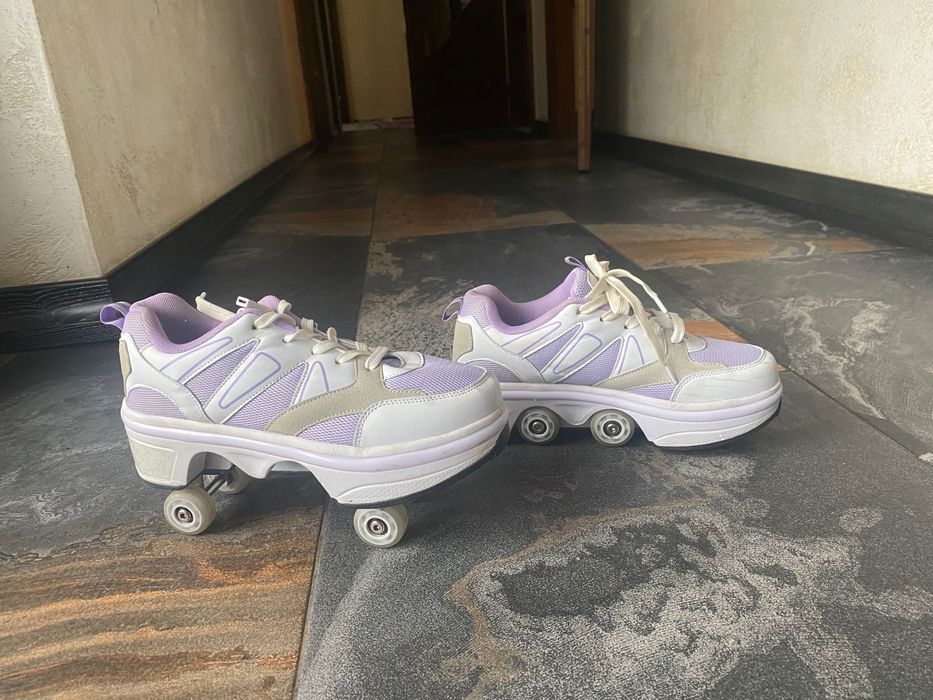 Кросівки на роликах. Розмір 40
