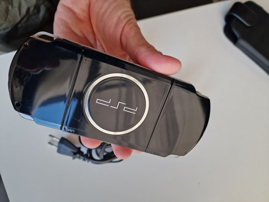 Sony PSP 3001 com carregador