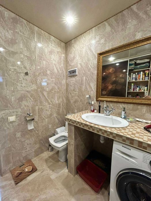 Будинок на Корбутівці. Затишний район. Готовий ремонт. Камін та тераса