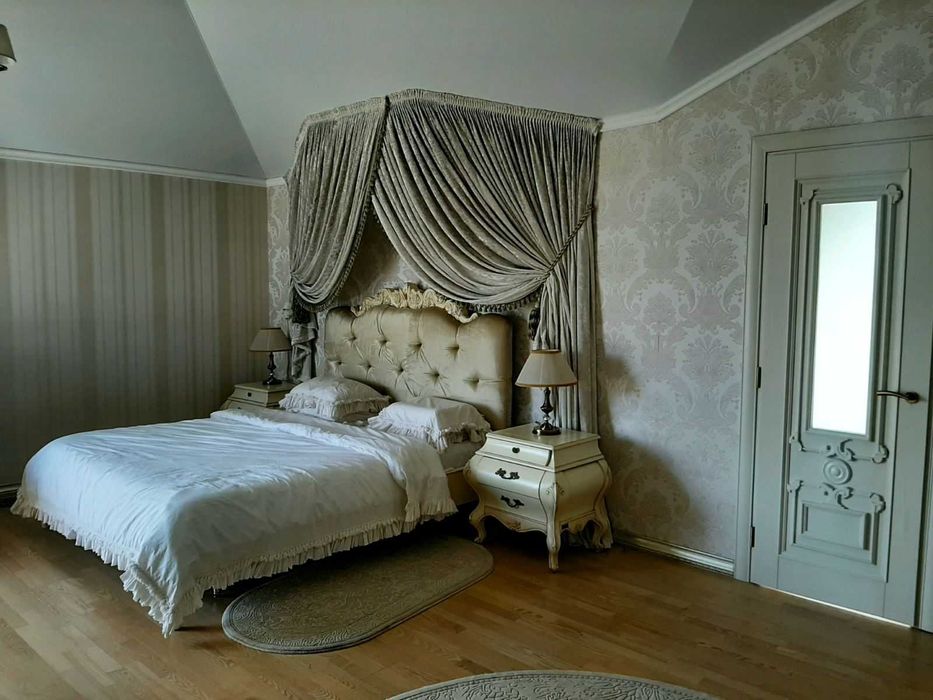 Дом 800 кв. VIP-уровня. Бассейн с подогревом,сауна.НОВЫЙ ГОД- СВОБОДЕН