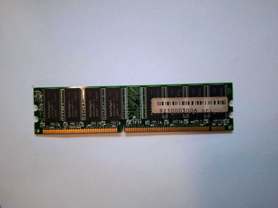 Memória RAM DDR1 256MB Desktop – Marca Nanya (Retro Computing)