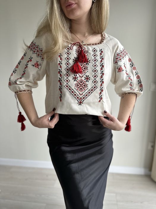 Жіноча вишиванка / Чоловіча вишиванка