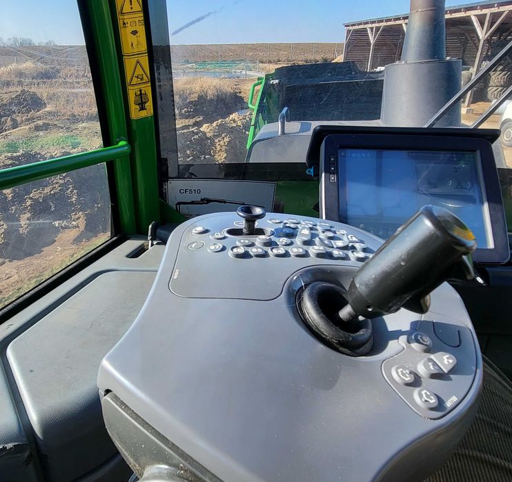 Forwarder John Deere 1110G - przedłużany - załadunek 2 x 3 m