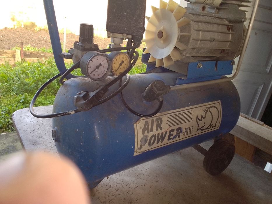 2 compressores de 50litros