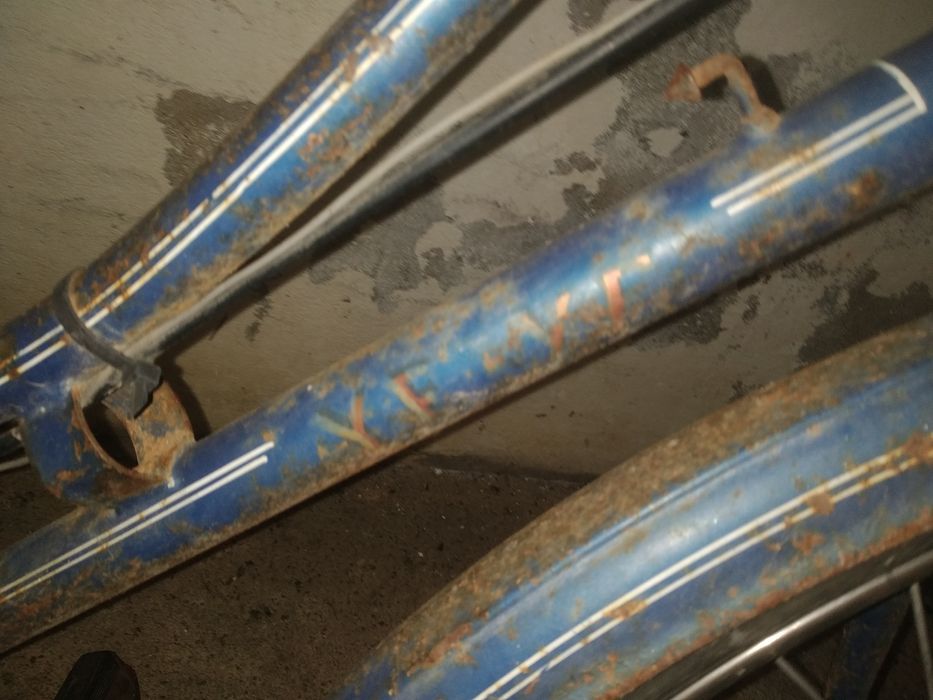 Bicicleta pasteleira ye - ye antiga da marca Marsan