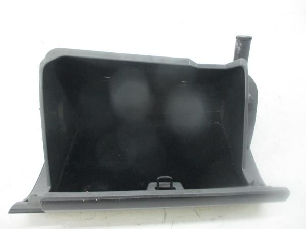 Porta luvas TOYOTA Prius Hatchback (_W2_)