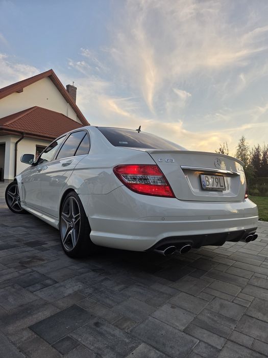 Mercedes c63 AMG