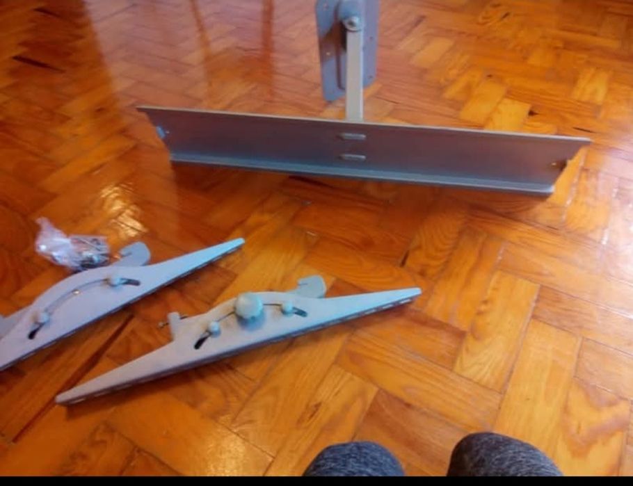 Suporte de parede para televisão