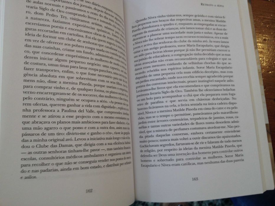 Isabel Allende - Retrato a sépia