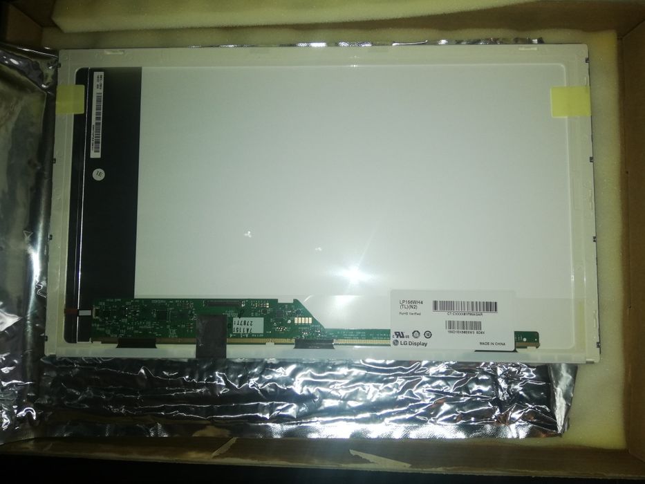 Display para portáteis 15,6" NOVO