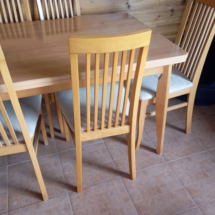 Mesa de Jantar ..