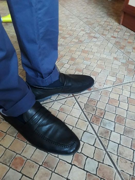 Продается мужская обувь