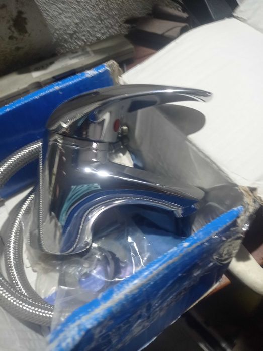 Torneira misturadora de casa de banho Zenit nova