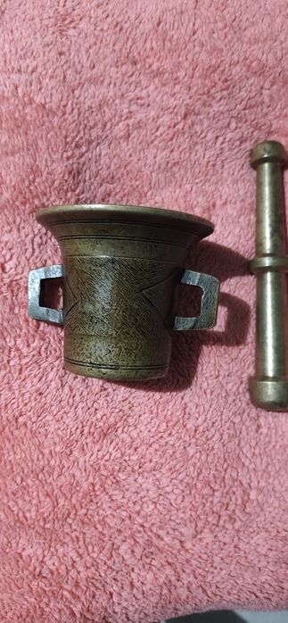 продам латунную ступку с пестиком