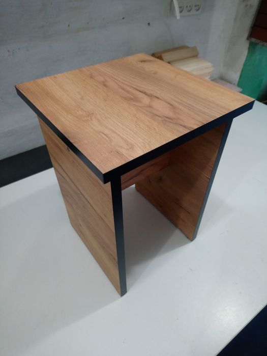 Кухонные табуретки