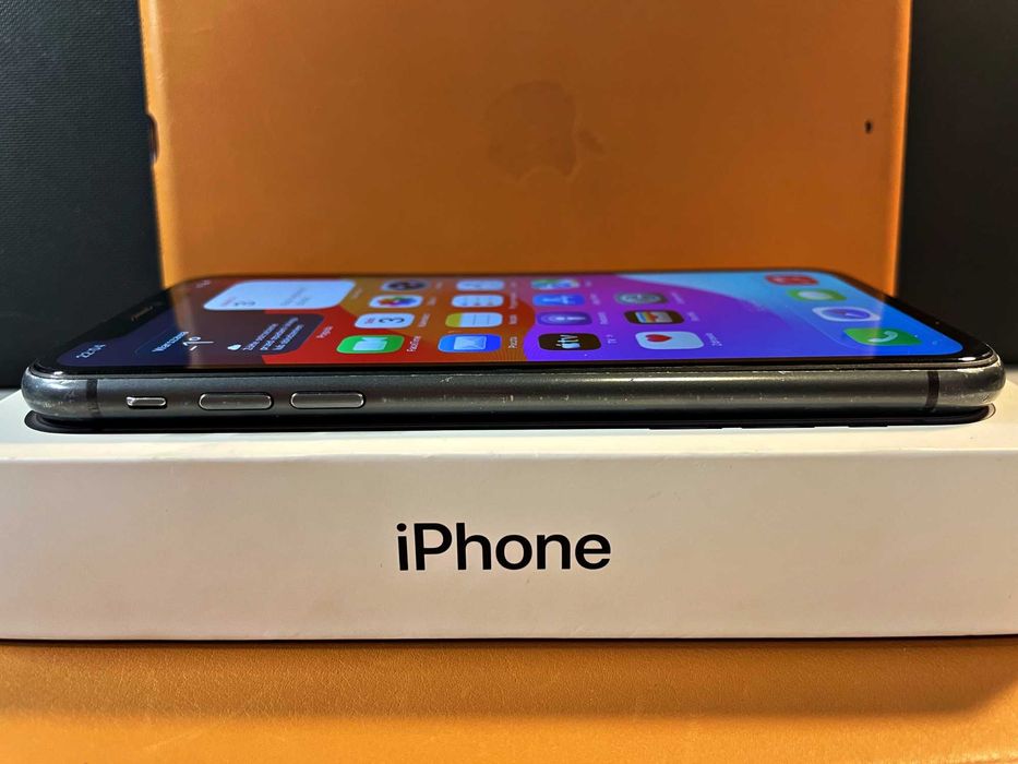 iPhone 11 128GB w dobrym stanie