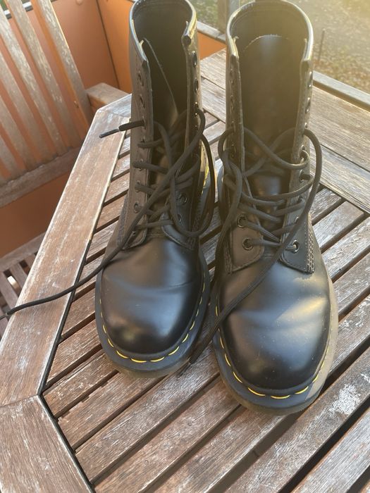 Botas Pretas Dr. Martens