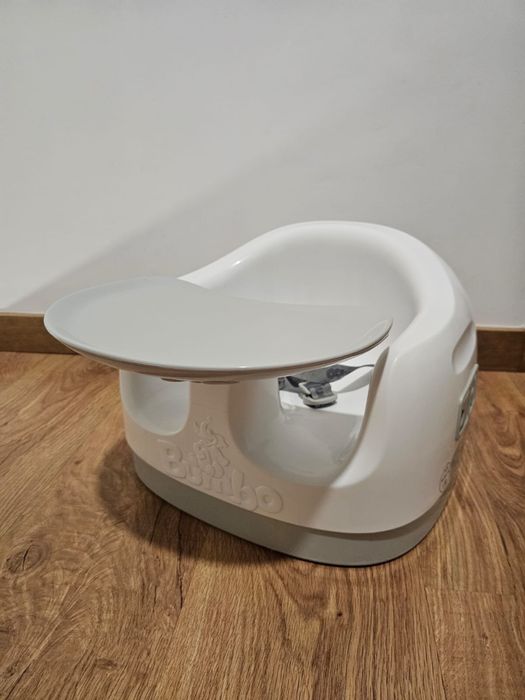 Bumbo - assento evolutivo