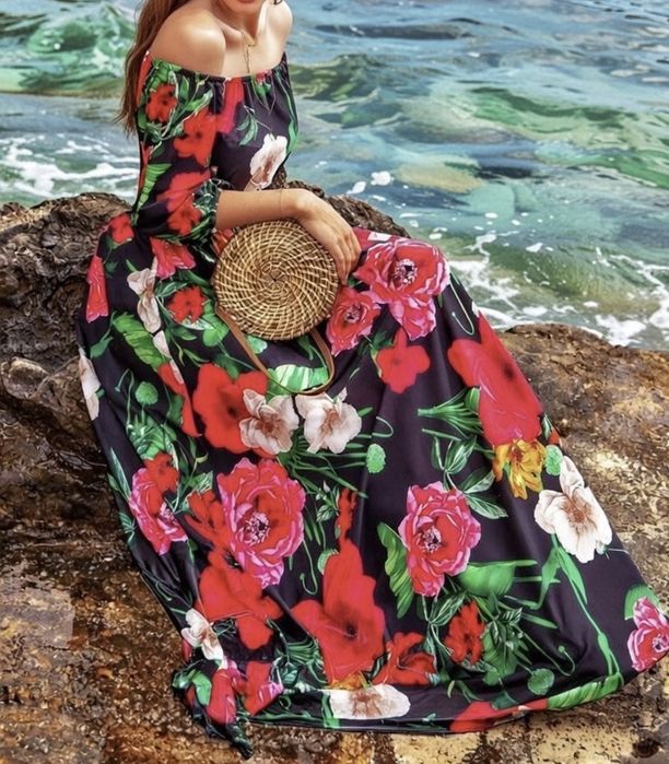 Pikna nowa suknia hiszpanka z paskiem