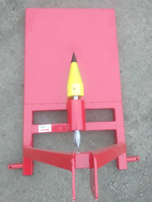 Paleciak na tylni TUZ ciągnika rolniczego widły do palet widła