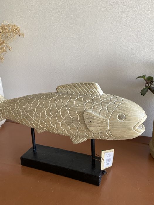Peixe decorativo madeira