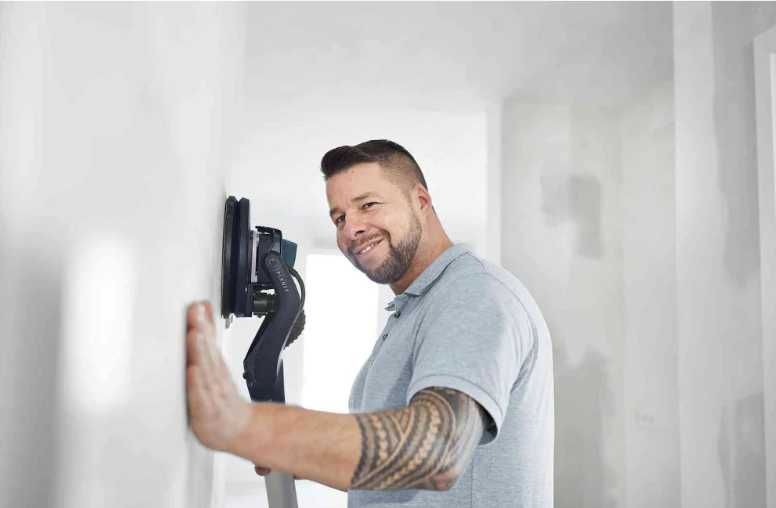 Шпаклевка стен /потолков