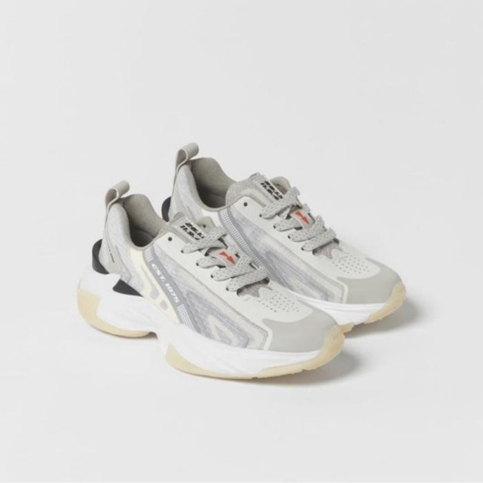 Кросівки жіночі Zara