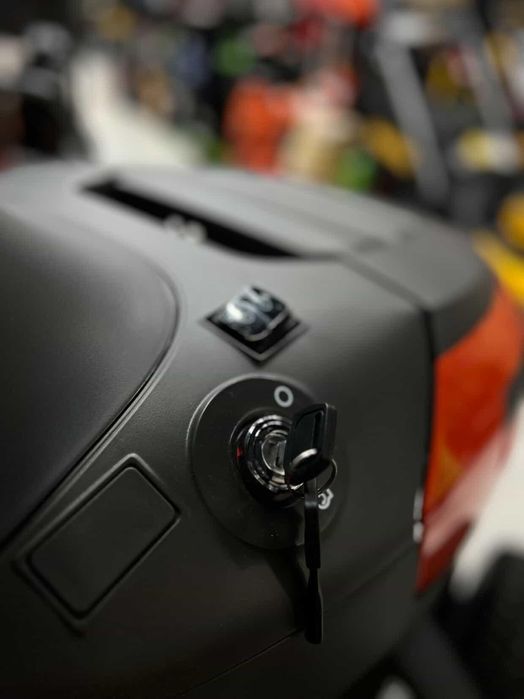 Трактор-газонокосарка Husqvarna TC-112