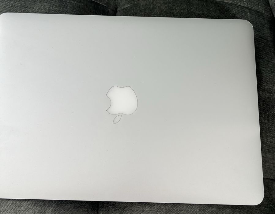 MacBook Air 13” (Early) sprzedam