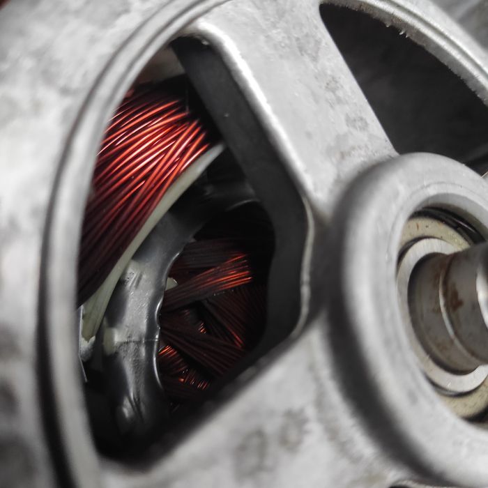 Двигатель от стиральной машины